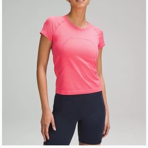 Lululemon Swiftly Tech Short Sleeve Race Length